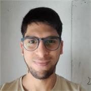 estudiante universitario de la carrera de licenciatura en Biotecnologia y biologia celular